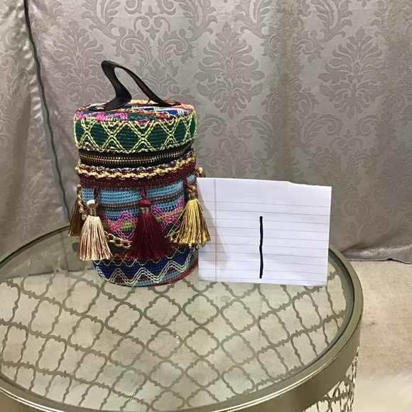 Bucket Bag Boho Minis! Trending - Picture 4 of 6